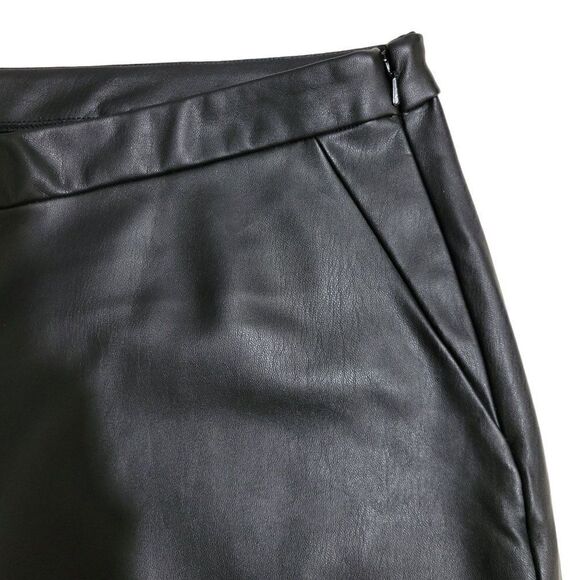 Halogen Faux Leather Pants Womens Size 24 Cropped High Waisted Black Flare Leg - Picture 4 of 14